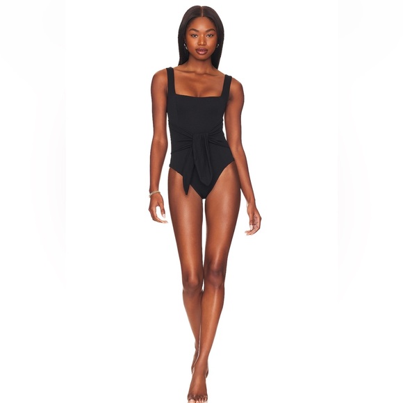 ๐ Revolve X Anthropologie X L*SPACE BALBOA ONE PIECE IN BLACK - Picture 3 of 15